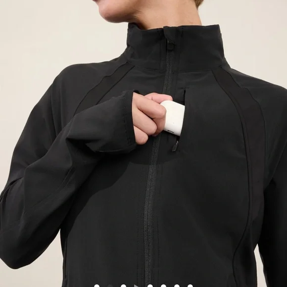 NWOT ATHLETA Run With It Jacket - Picture 2 of 5